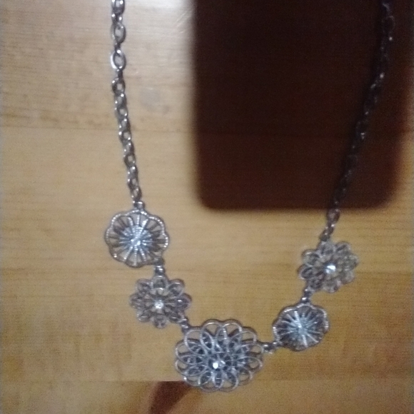 Women fashion jewelry necklace - Picture 5 of 16